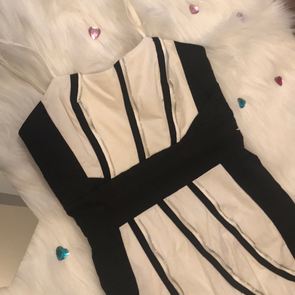 ✨ Bodycon Dress ✨ - Picture 2 of 5